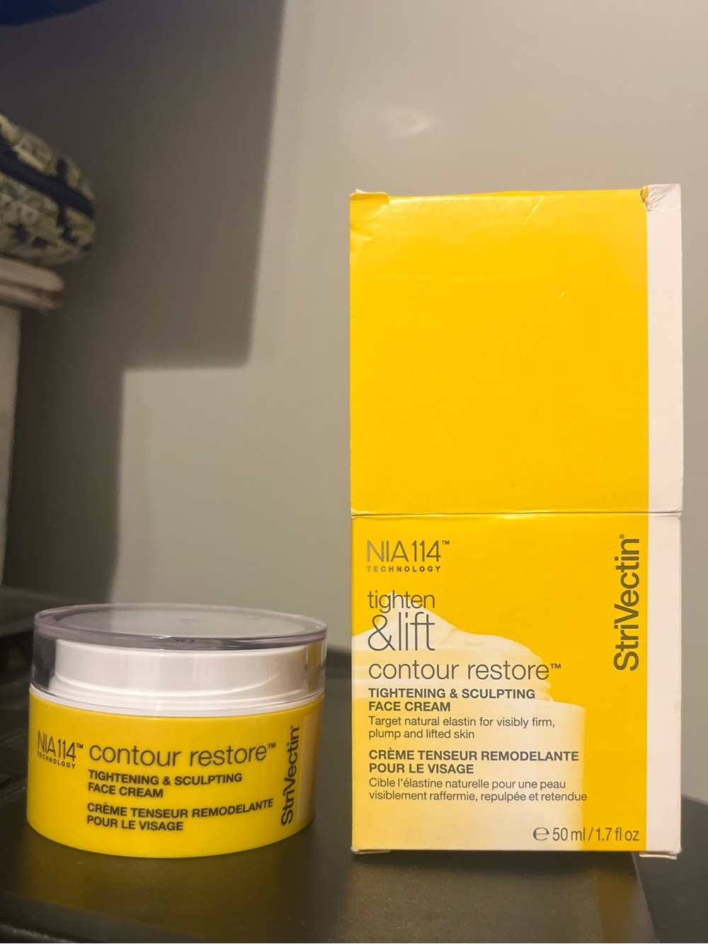 StriVectin Yellow Tighten & Lift Contour Restore Face Cream. New